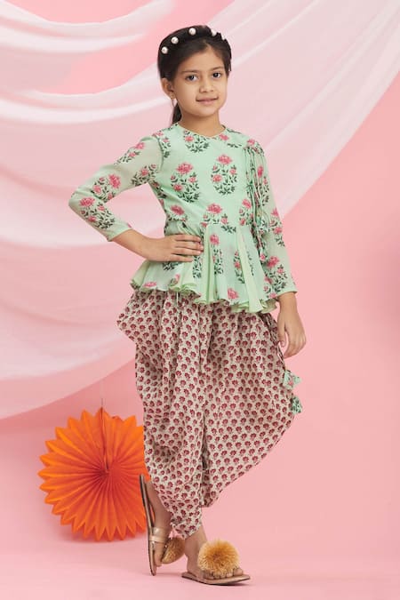 Nikasha Green Cotton Embroidery, Tassels Printed Kurta And Dhoti Pant Set
