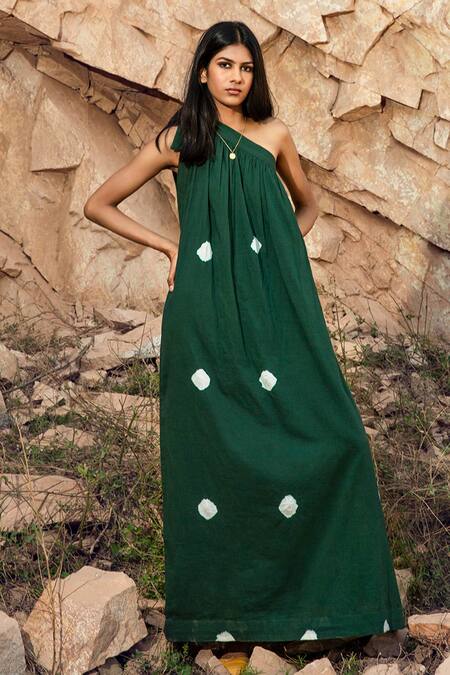 Kharakapas_Green Mulmul Asymmetric Shibori One Shoulder Dress _Online_at_Aza_Fashions