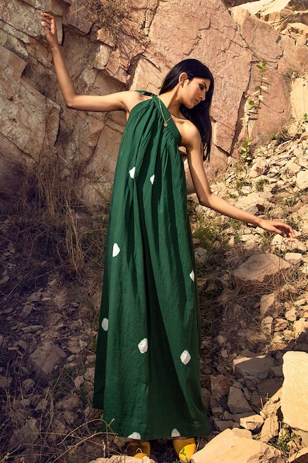 Buy_Kharakapas_Green Mulmul Asymmetric Shibori One Shoulder Dress _Online_at_Aza_Fashions