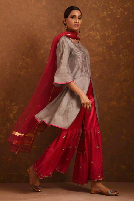 Priti Prashant Grey Silk Organza, Handwoven Silk, Mashru Round Tunic Set Online at Aza Fashions Priti Prashant_Grey Silk Organza, Handwoven Silk, Mashru Round Tunic Set_Online_at_Aza_Fashions
