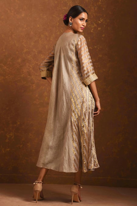 Priti Prashant Grey Handwoven Tissue Stripes, Chanderi Round Dress Online at Aza Fashions Priti Prashant_Grey Handwoven Tissue Stripes, Chanderi Round Dress _Online_at_Aza_Fashions