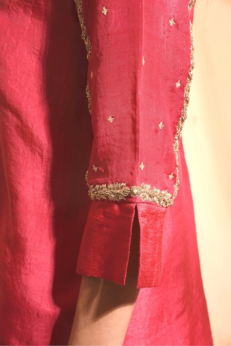 Buy Priti Prashant Pink Organza, Handwoven Silk V Neck Kurta Set Online at Aza Fashions Buy_Priti Prashant_Pink Organza, Handwoven Silk V Neck Kurta Set _Online_at_Aza_Fashions