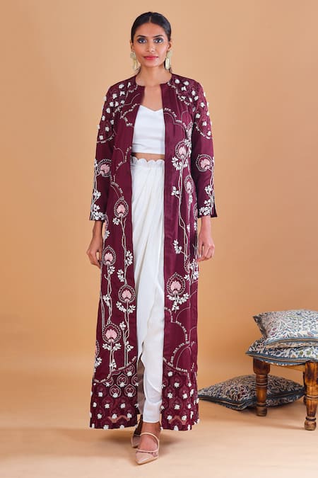 Ek Soot Embroidered Cape & Dhoti Set 