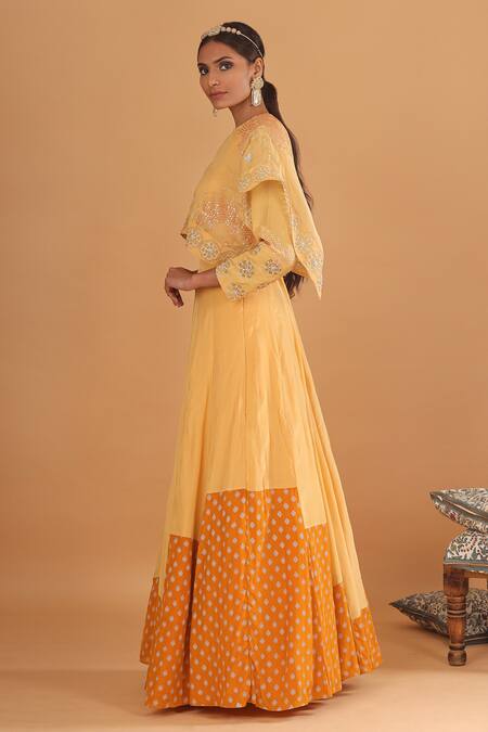 EK Soot Yellow Crepe Round Embroidered Cape And Lehenga Set Online at Aza Fashions EK Soot_Yellow Crepe Round Embroidered Cape And Lehenga Set_Online_at_Aza_Fashions