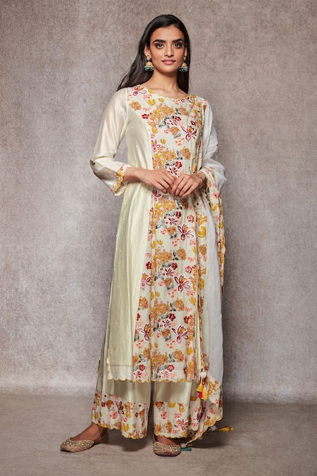 Ajiesh Oberoi Embroidered Kurta & Palazzo Set 