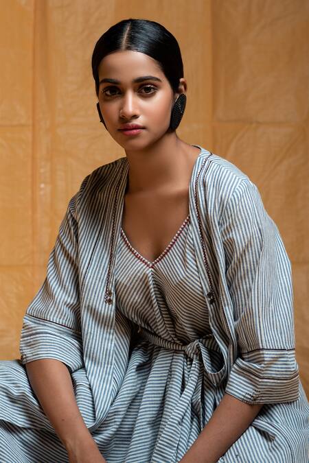 Shop_Arte-Alter_White Handloom Cotton Dress With Jacket_Online_at_Aza_Fashions