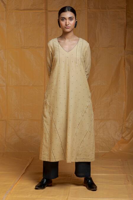 Arte-Alter Yellow Handloom Cotton Jamdani Kurta Set