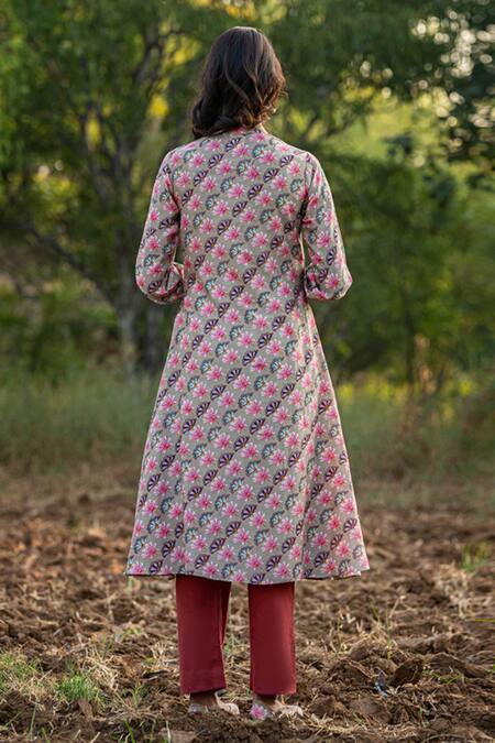 Rang Swati Vijaivargie Silk Chanderi Kurta & Pant Set 