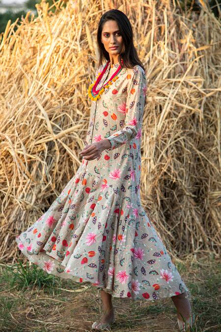 Buy_Rang Swati Vijaivargie_Beige Silk Chanderi Mandarin Collar Printed Dress _Online_at_Aza_Fashions