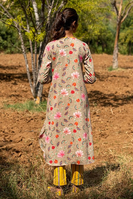 VASTRAMANIAA Women's Half Sleeve Floral Print Two Side Pocket Cotton Kurti  Peach : Amazon.in: Fashion