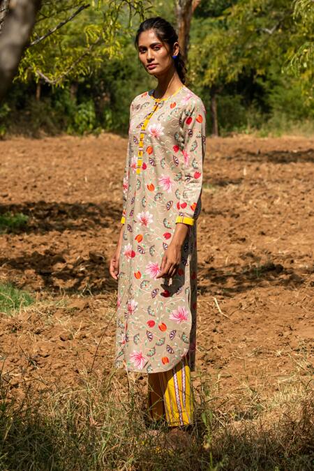 Buy_Rang Swati Vijaivargie_Beige Cotton Satin Round Floral Print Kurta And Pant Set _Online_at_Aza_Fashions