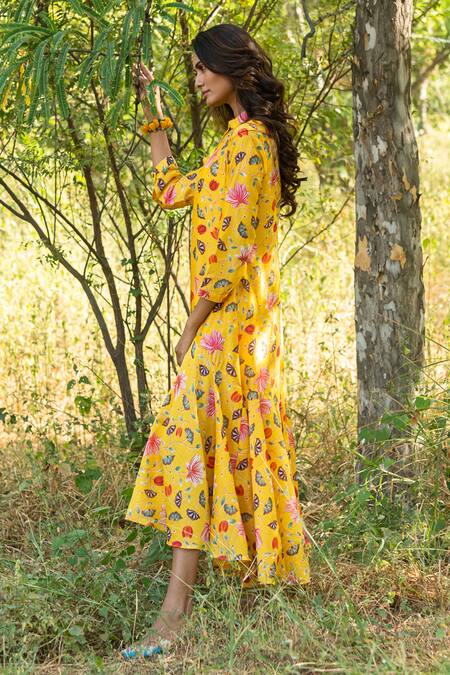 Buy_Rang Swati Vijaivargie_Yellow Silk Chanderi Mandarin Collar Printed Dress _Online_at_Aza_Fashions