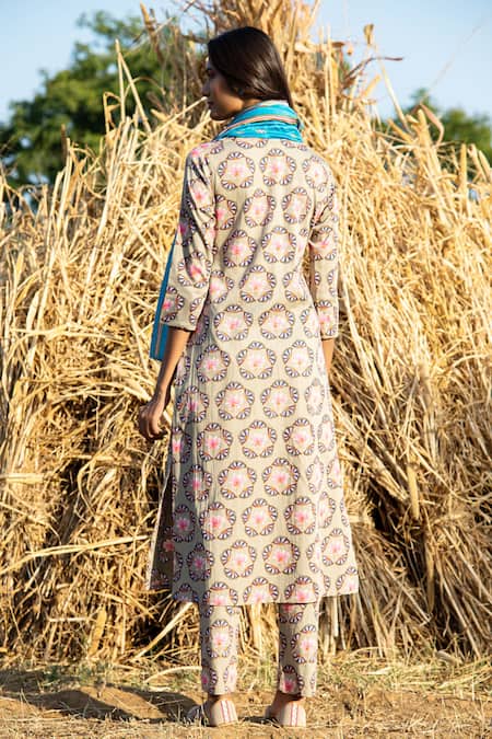 Rang Swati Vijaivargie Floral Print Kurta & Pant Set 