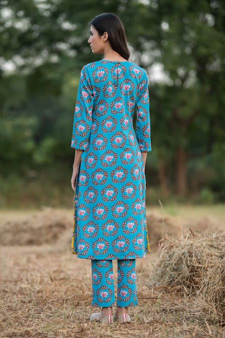 Rang Swati Vijaivargie Floral Print Kurta & Pant Set 