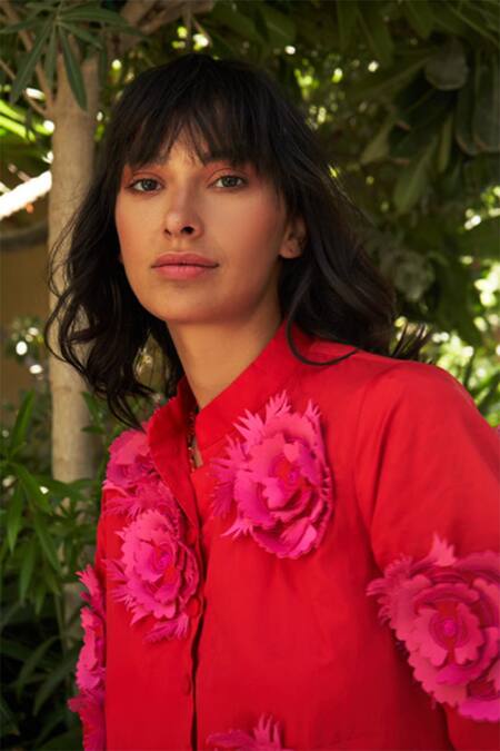 Buy_Vidhi Wadhwani_Red Cotton Band Collar Applique Shirt Dress _Online_at_Aza_Fashions
