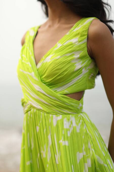 Buy_Zwaan_Green Silk Ellie Jumpsuit_Online_at_Aza_Fashions