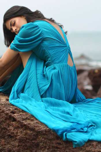 Zwaan_Blue Georgette Pleated Daphne Gown_Online_at_Aza_Fashions