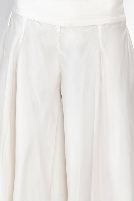 Shop Twenty Nine Red Organza, Gajji Silk Bandhani Top V Cape High And Flared Pant Set Online at Aza Fashions Shop_Twenty Nine_Red Organza, Gajji Silk Bandhani Top V Cape High And Flared Pant Set _Online_at_Aza_Fashions