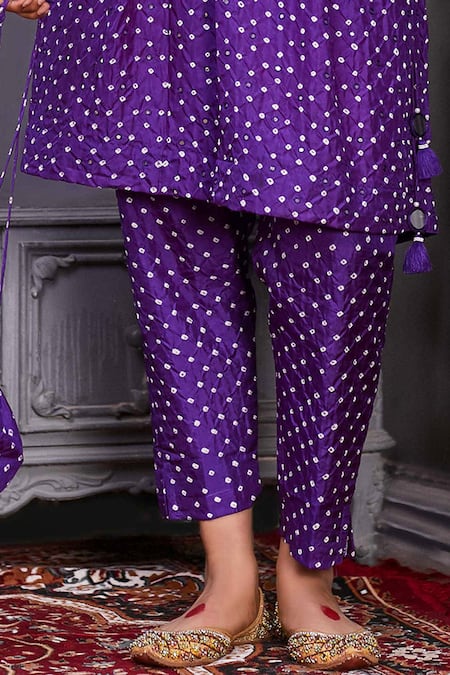 Pink City By Sarika Purple Silk V Neck Kaftan Tunic Set Online at Aza Fashions Pink City By Sarika_Purple Silk V Neck Kaftan Tunic Set _Online_at_Aza_Fashions