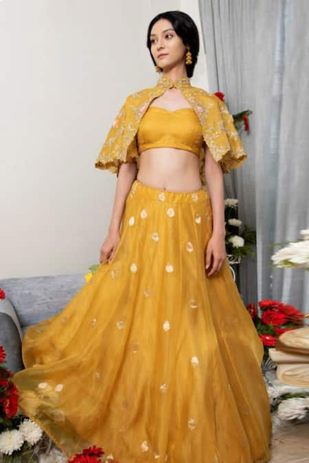 Asha Gautam Yellow Banarasi Organza Cape And Lehenga Set