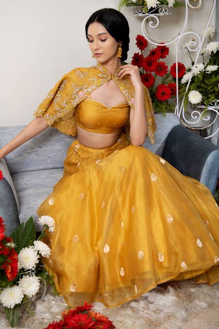 Asha Gautam Yellow Banarasi Organza Cape And Lehenga Set Online at Aza Fashions Asha Gautam_Yellow Banarasi Organza Cape And Lehenga Set_Online_at_Aza_Fashions