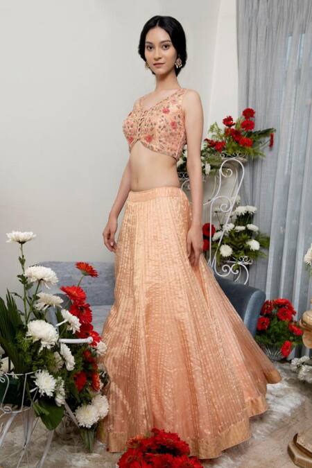 Asha Gautam Peach Banarasi Zari Organza V Neck Lehenga Set Online at Aza Fashions Asha Gautam_Peach Banarasi Zari Organza V Neck Lehenga Set_Online_at_Aza_Fashions