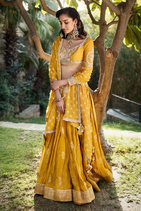 Semi-Stitched Ladies Designer Chanderi Lehenga Choli, Dupatta Length: 2.5 M  at Rs 3800 in Surat