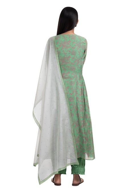 Shop Chhaya Mehrotra Green Anarkali Handwoven Chanderi Salwar Cotton Round Set at Aza Fashions Shop_Chhaya Mehrotra_Green Anarkali Handwoven Chanderi Salwar Cotton Round Set _at_Aza_Fashions