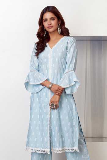 Shop Mulmul Blue Mulmul Cotton V Neck Embroidered Kurta And Palazzo Set at Aza Fashions Shop_Mulmul_Blue Mulmul Cotton V Neck Embroidered Kurta And Palazzo Set _at_Aza_Fashions