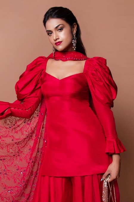 Shop Shehlaa Khan Red Lace V Neck Short Kurta Gharara Set at Aza Fashions Shop_Shehlaa Khan_Red Lace V Neck Short Kurta Gharara Set _at_Aza_Fashions