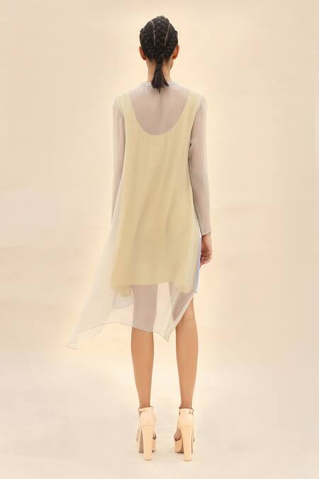 Shop Abhishek Sharma Grey Chiffon Mandarin Collar Colorblock Tunic at Aza Fashions Shop_Abhishek Sharma_Grey Chiffon Mandarin Collar Colorblock Tunic _at_Aza_Fashions