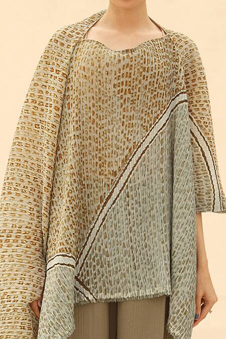 Abhishek Sharma Green Georgette Asymmetric Draped Top And Pant Set at Aza Fashions Abhishek Sharma_Green Georgette Asymmetric Draped Top And Pant Set _at_Aza_Fashions