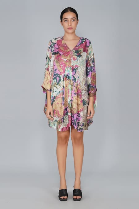 Buy Yavi Multi Color 100% Silk V Neck Printed Tunic Online at Aza Fashions Buy_Yavi_Multi Color 100% Silk V Neck Printed Tunic _Online_at_Aza_Fashions