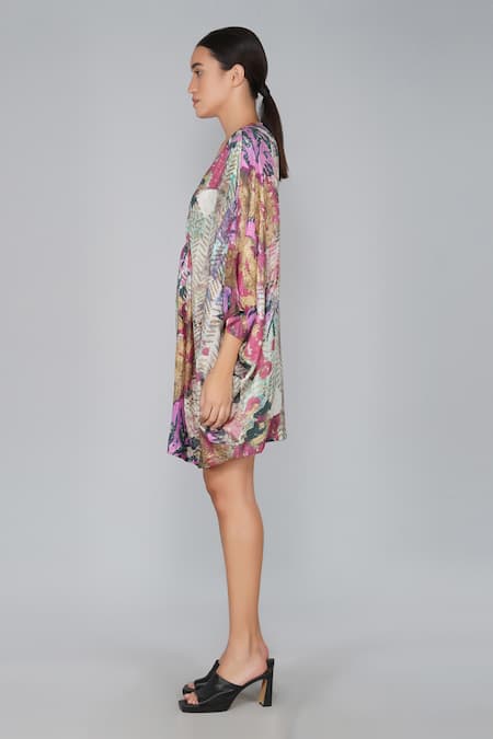 Shop Yavi Multi Color 100% Silk V Neck Printed Tunic Online at Aza Fashions Shop_Yavi_Multi Color 100% Silk V Neck Printed Tunic _Online_at_Aza_Fashions