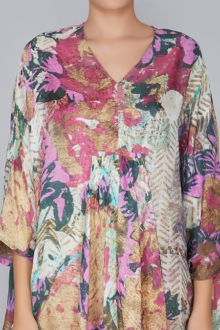 Yavi Multi Color 100% Silk V Neck Printed Tunic at Aza Fashions Yavi_Multi Color 100% Silk V Neck Printed Tunic _at_Aza_Fashions