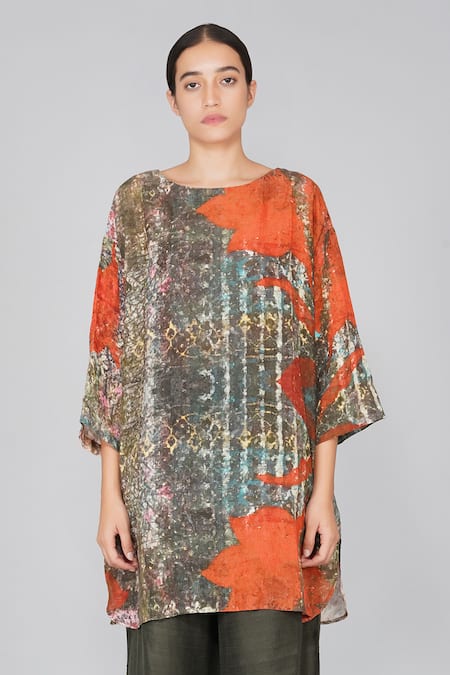Yavi Multi Color 100% Linen Round Printed Tunic