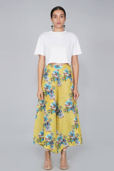 Yavi Yellow 100% Linen Floral Print Palazzo Online at Aza Fashions Yavi_Yellow 100% Linen Floral Print Palazzo _Online_at_Aza_Fashions