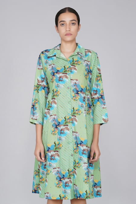 Yavi Green 100% Cotton Spread Collar Printed Dress