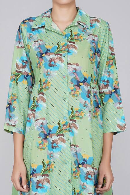 Yavi Green 100% Cotton Spread Collar Printed Dress at Aza Fashions Yavi_Green 100% Cotton Spread Collar Printed Dress_at_Aza_Fashions