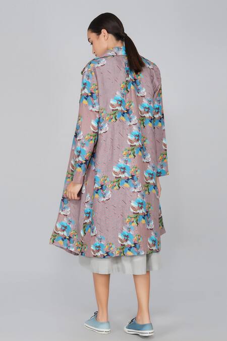 Shop Yavi Pink 100% Linen Notched Lapel Floral Print Jacket at Aza Fashions Shop_Yavi_Pink 100% Linen Notched Lapel Floral Print Jacket _at_Aza_Fashions