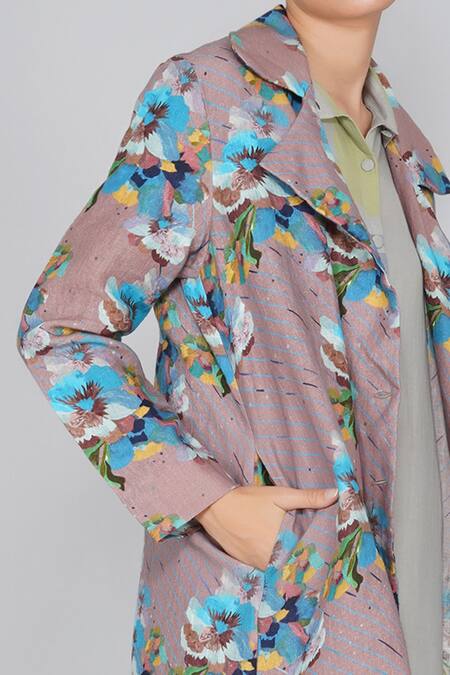 Shop Yavi Pink 100% Linen Notched Lapel Floral Print Jacket Online at Aza Fashions Shop_Yavi_Pink 100% Linen Notched Lapel Floral Print Jacket _Online_at_Aza_Fashions
