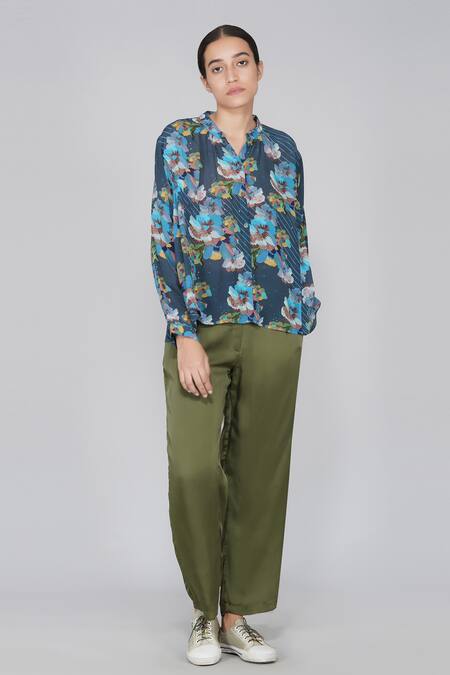 Yavi Blue 36% Viscose, 64% Cupro Mandarin Collar Printed Top Online at Aza Fashions Yavi_Blue 36% Viscose, 64% Cupro Mandarin Collar Printed Top _Online_at_Aza_Fashions