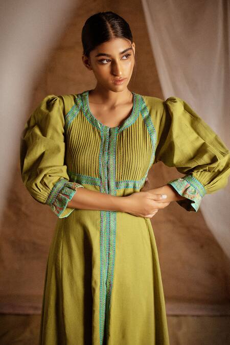 Latha Puttanna_Green Cotton Embroidery Round Pintuck Jacket Kurta And Pant Set _Online_at_Aza_Fashions