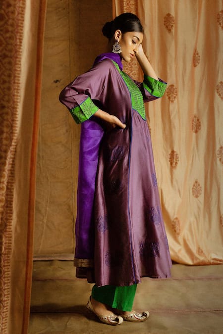 LATHA PUTTANNA_Purple Chanderi Embroidery Round Anarkali Set _Online_at_Aza_Fashions