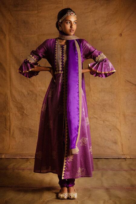 Buy_Latha Puttanna_Purple Chanderi Embroidery Round Pintuck Anarkali Set _Online_at_Aza_Fashions