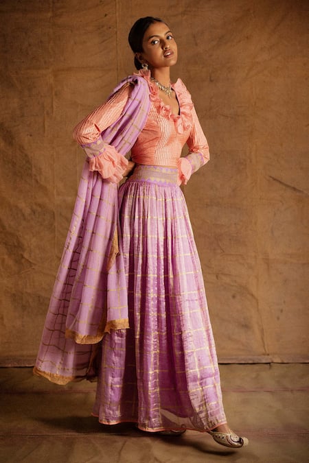 LATHA PUTTANNA_Purple Banarasi Silk Embroidery V Neck Lehenga Set _Online_at_Aza_Fashions