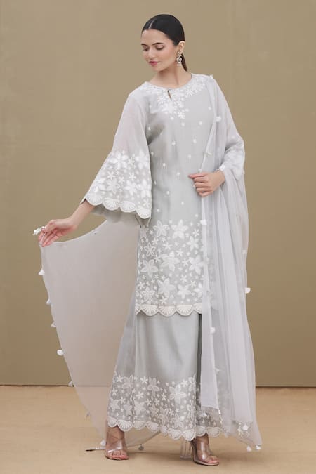 Surabhi Arya Chanderi Embroidered Kurta Set 