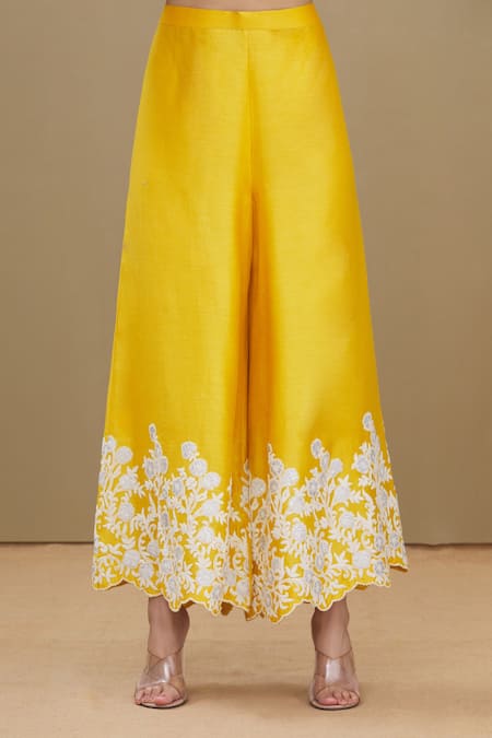 Surabhi Arya_Yellow Kurta And Palazzo Chanderi Dupatta Chiffon Round Embroidered Set_at_Aza_Fashions