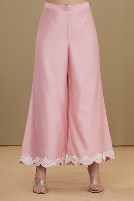 Surabhi Arya_Pink Round Chanderi Embroidered Kurta Set_at_Aza_Fashions