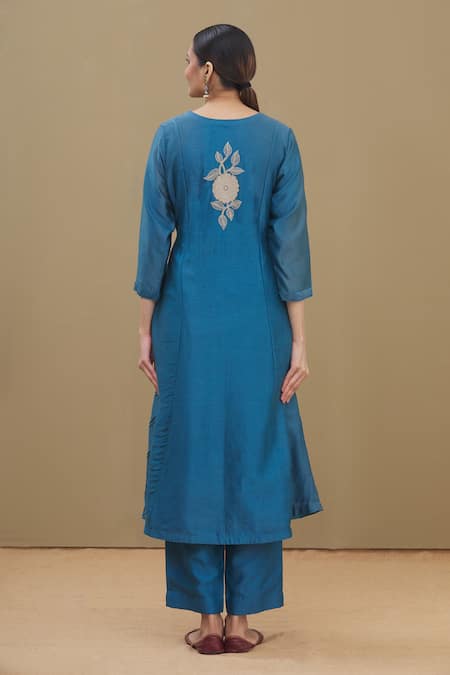 Surabhi Arya Chanderi Kurta Set 